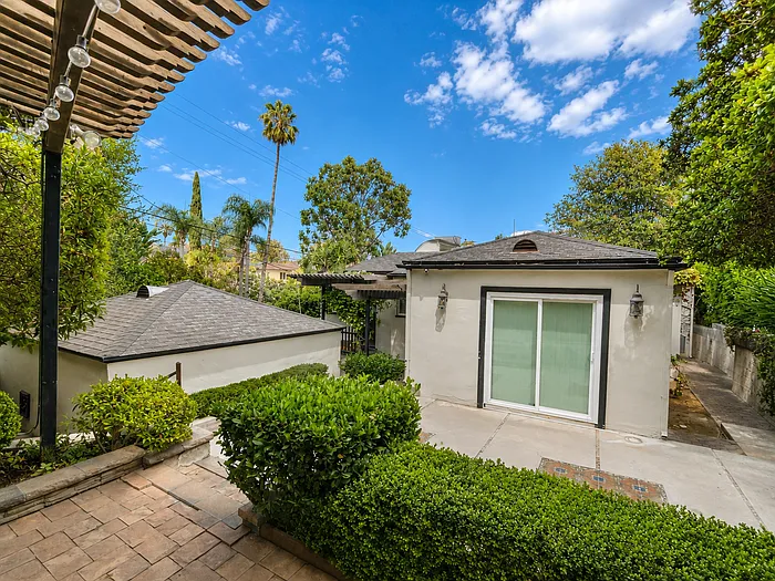 10443 Wilkins Ave — Photo 34