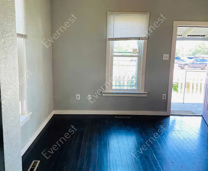 111 Riverside Ave — Photo 7