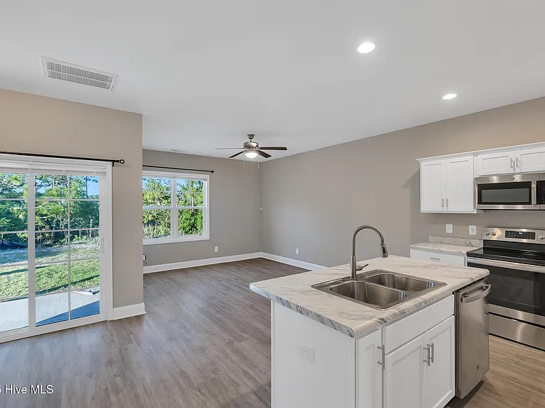 S Stingray Ln — Photo 3