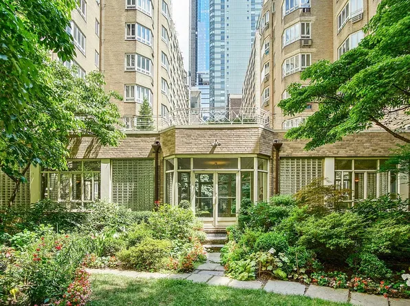 333 West 57th Street image 14 of 20