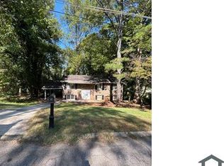 1683 Pine Glen Cir, Decatur, GA 30035