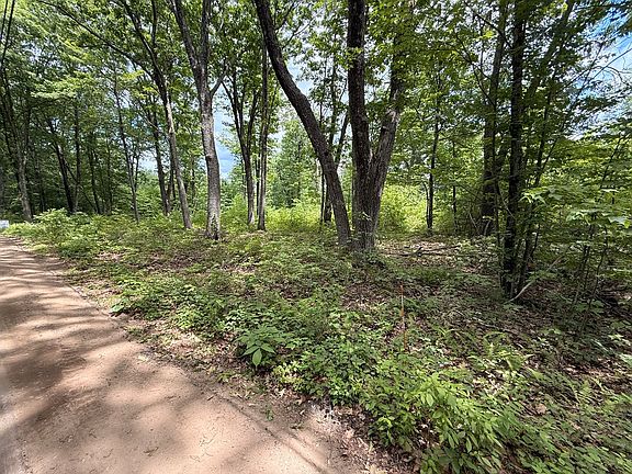 5th image of 92 Ridge Rd