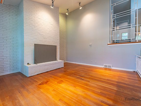 4th image of 22 N Dee Rd #22
