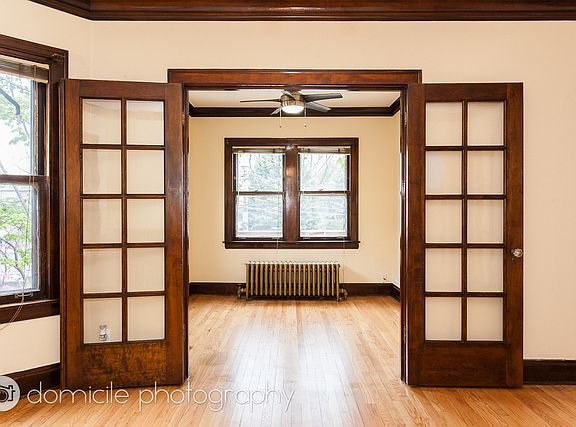 5th image of 5713 N Washtenaw Ave #2