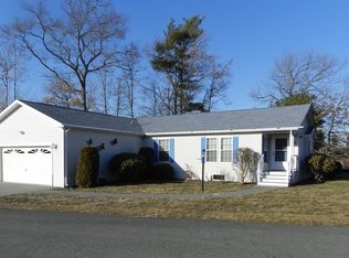 1703 Pheasant Ln, Middleboro, MA 02346