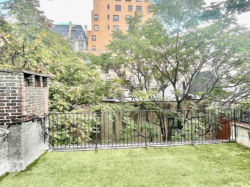 1st image of 284 W End Ave