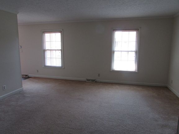 2nd image of 5031 Worsham Ct