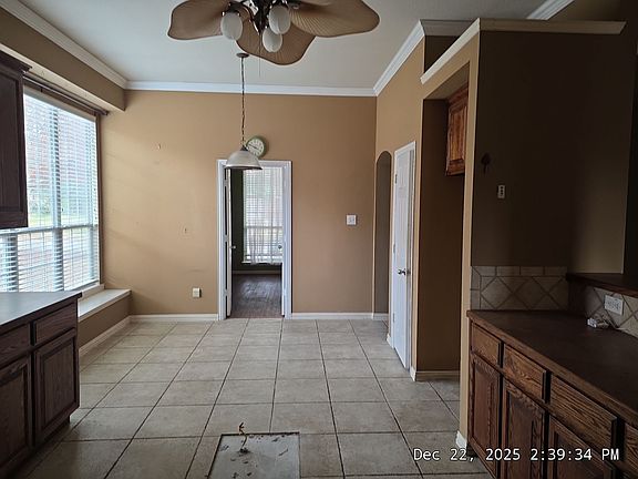 5th image of 120 Cole St