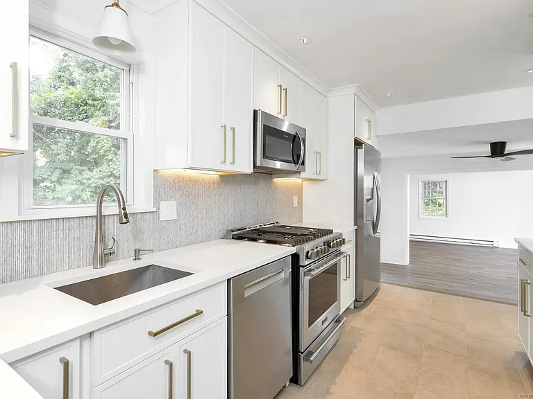 124 Minturn Pl — Photo 4