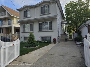 201 Bionia Ave, Staten Island, NY 10305