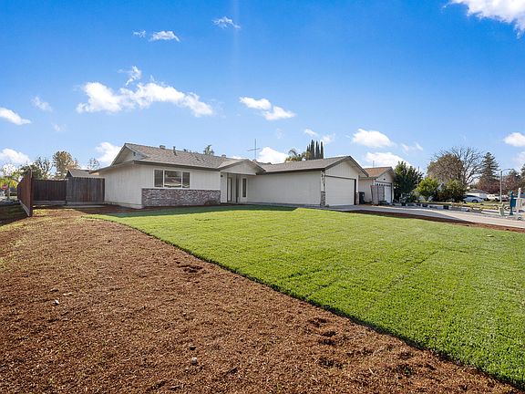 3rd image of 3311 W Country Avenue