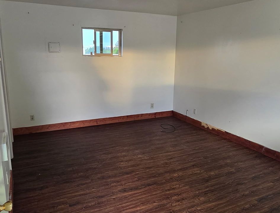 1st image of 265 S Skyline Dr #11