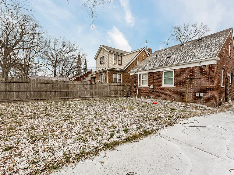 12265 Elmdale St — Photo 6