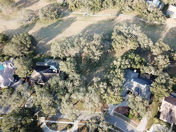 5th image of 879 Royal Birkdale Dr