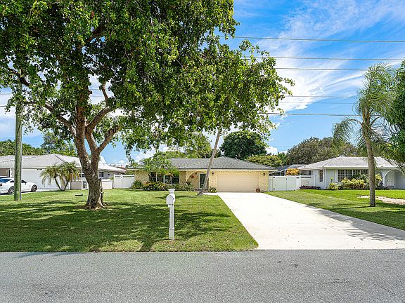 2nd image of 4520 NW 5TH Avenue