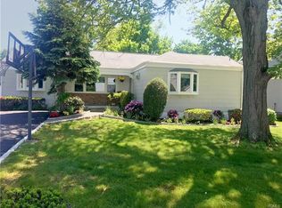 39 Revere Rd, Ardsley, NY 10502