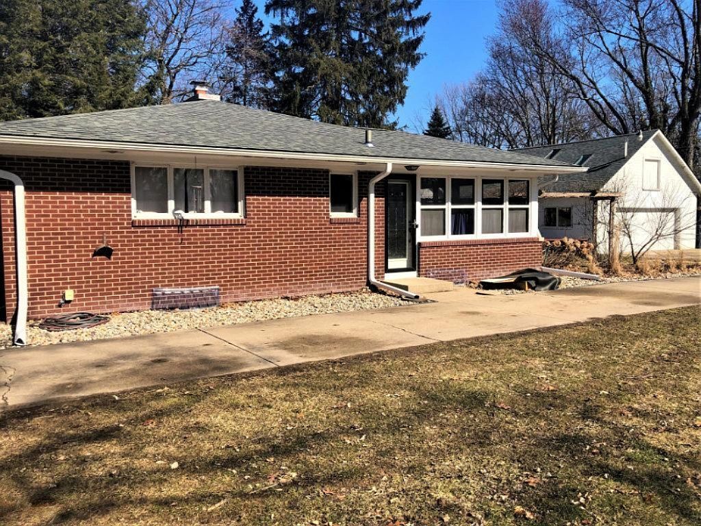 1715 Golfview Rd, Benton Harbor, MI 49022 Zillow