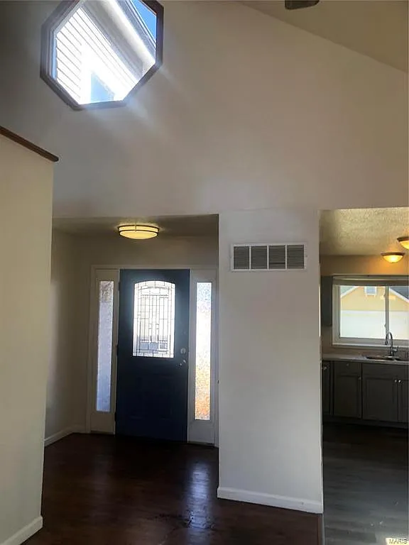 837 Ginger Wood Ct — Photo 2