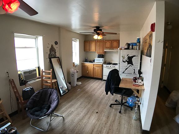 3rd image of 1542 N 15th St APT 3R