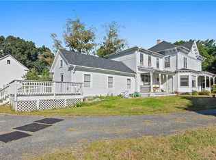 55 Putnam Rd, Plainfield, CT 06374