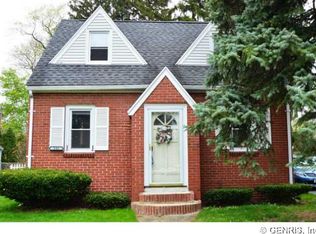 220 Walzer Rd, Rochester, NY 14622