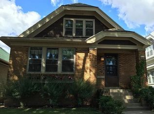 2735 S Taylor Ave, Milwaukee, WI 53207