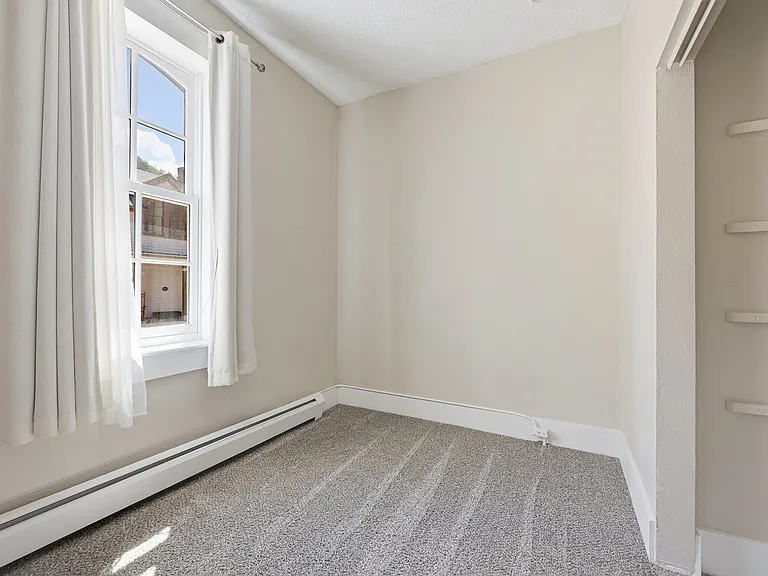 401 Rose St #2 — Photo 5