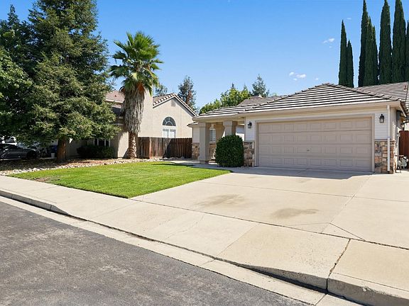 3rd image of 5522 Sunfield Way