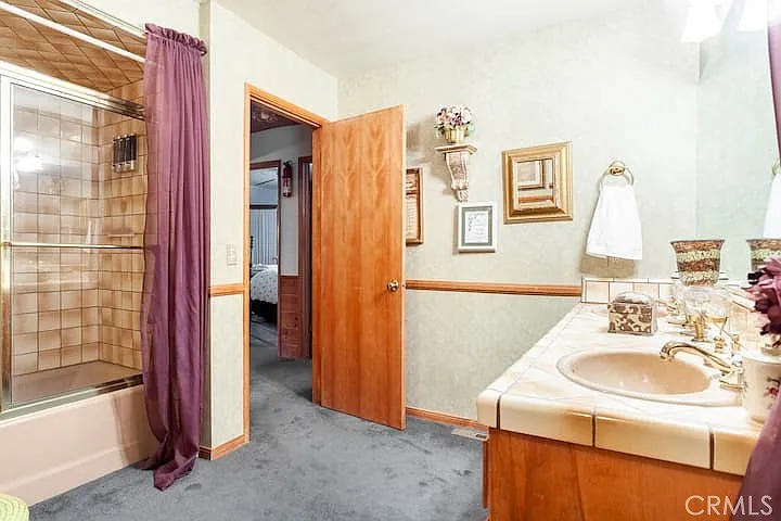 723 Bergschrund Dr — Photo 21
