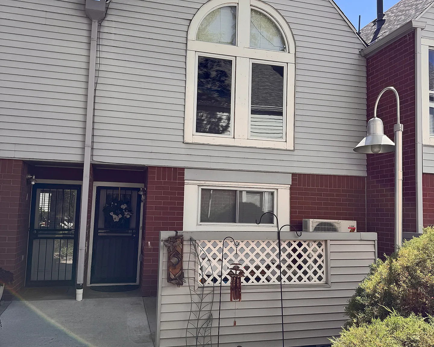 2 bed, 1.5 bath, 1185 sqft, $2,595 — Photo 2