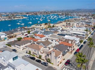 1040 W Balboa Blvd, Newport Beach, CA 92661