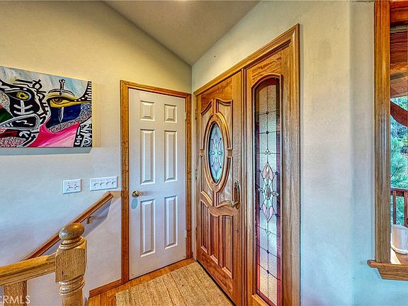 2nd image of 863 Grass Valley Rd