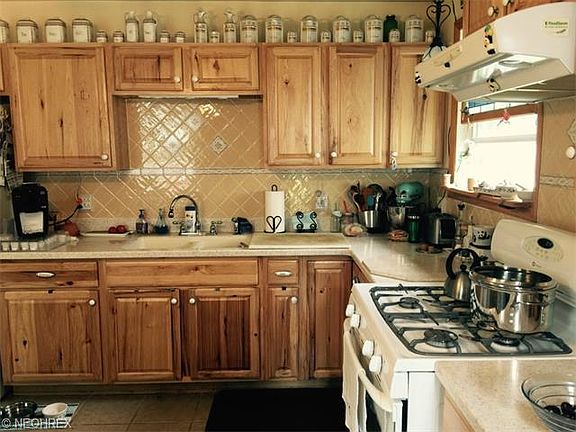 2nd image of 3539 Valerie Dr