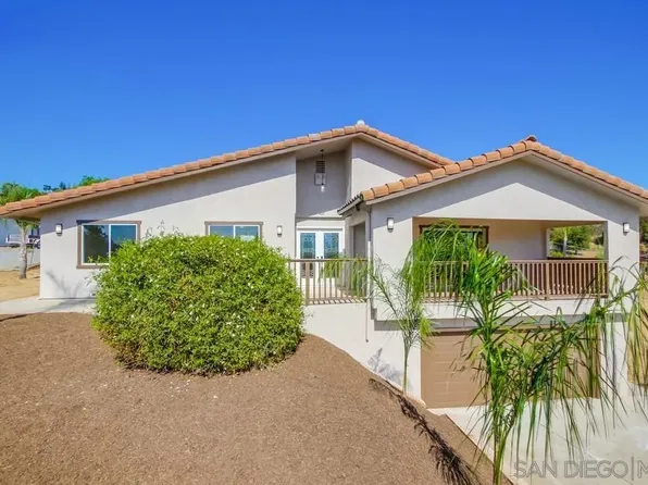 9929 Bon Vue Dr, El Cajon, CA 92021