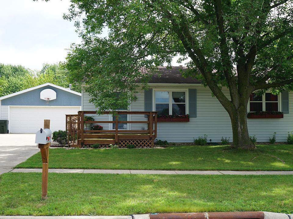 1st image of 929 Heartland Hills Dr