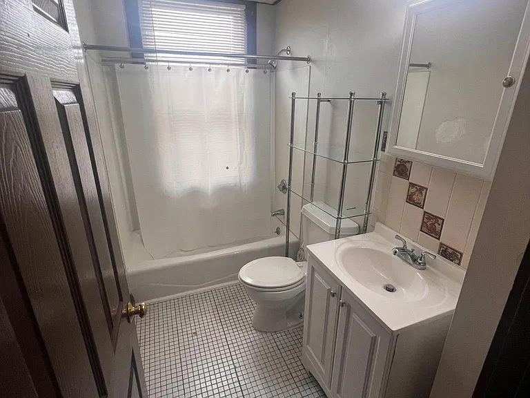 5 Maple Ave #15 — Photo 6