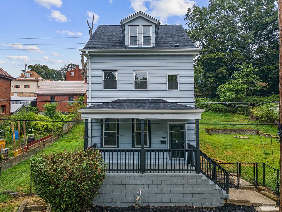 1st image of 392 Calderwood Ave