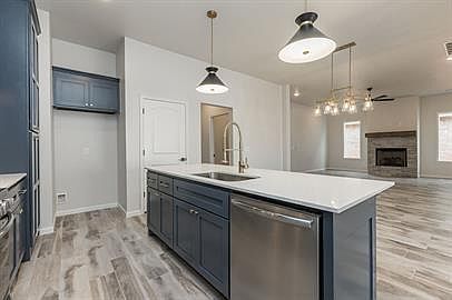 1st image of 3204 Pinnacle Peak Dr