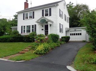 70 Fairview Ave, East Providence, RI 02914