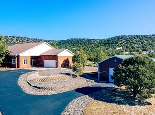 26 Shade Tree Ln, Tijeras, NM 87059
