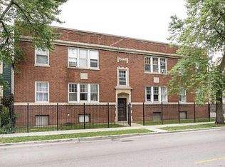 4247 W Addison St, Chicago, IL 60641