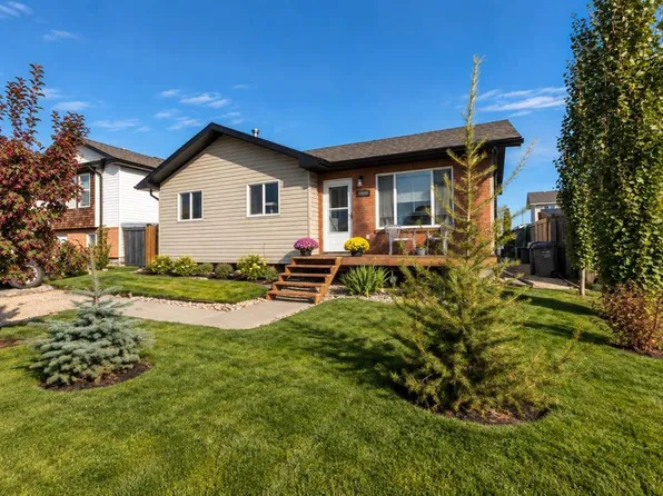 9328 SW 98th Ave, Wembley, AB T0H 3S0