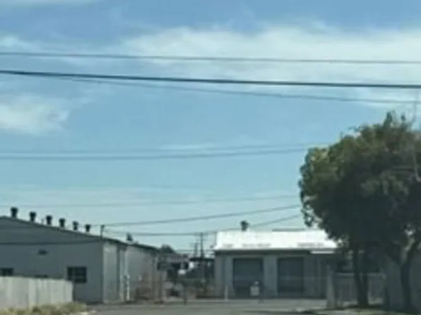 1300 S School St, Lodi, CA 95240
