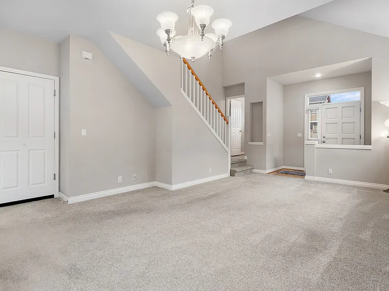 18849 NE 62nd Way — Photo 7