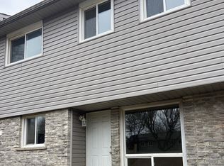 700 Parkhill Rd W, Peterborough, ON K9J 7W9