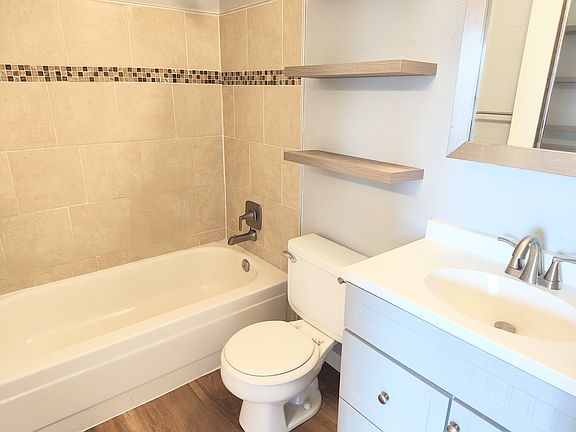 Bathroom 1 - upper level