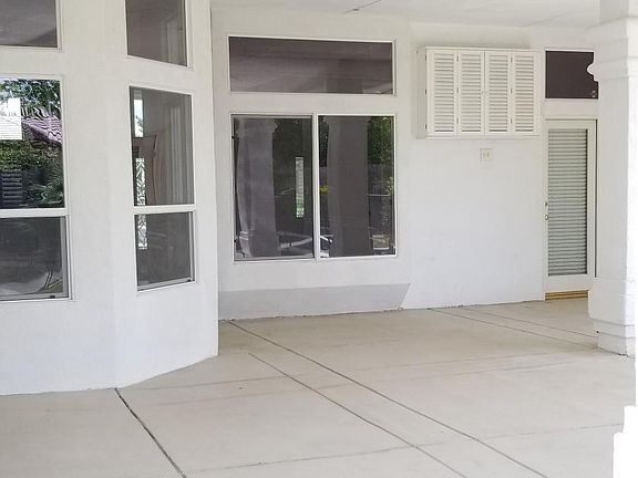 4th image of 14823 Redwood Springs Dr