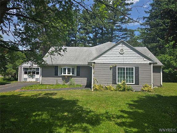 2nd image of 14 Gratton Dr