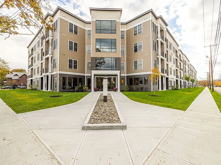 Six67 College Avenue — Photo 19