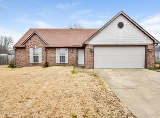 6620 Jamestown Dr, Horn Lake, MS 38637